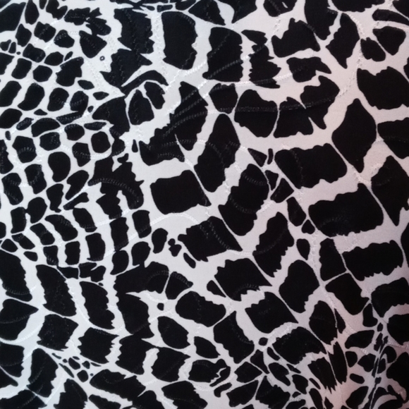 JM Collection Blouse - Picture 3 of 4